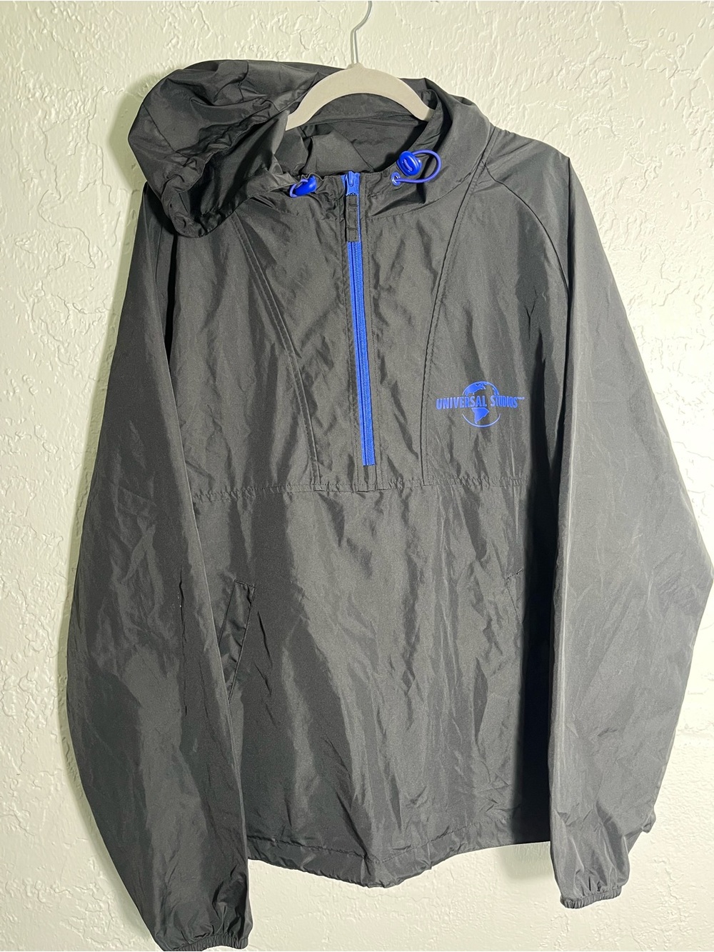 Universal Studios Hooded Windbreaker Jacket‎ Black Blue Size Large